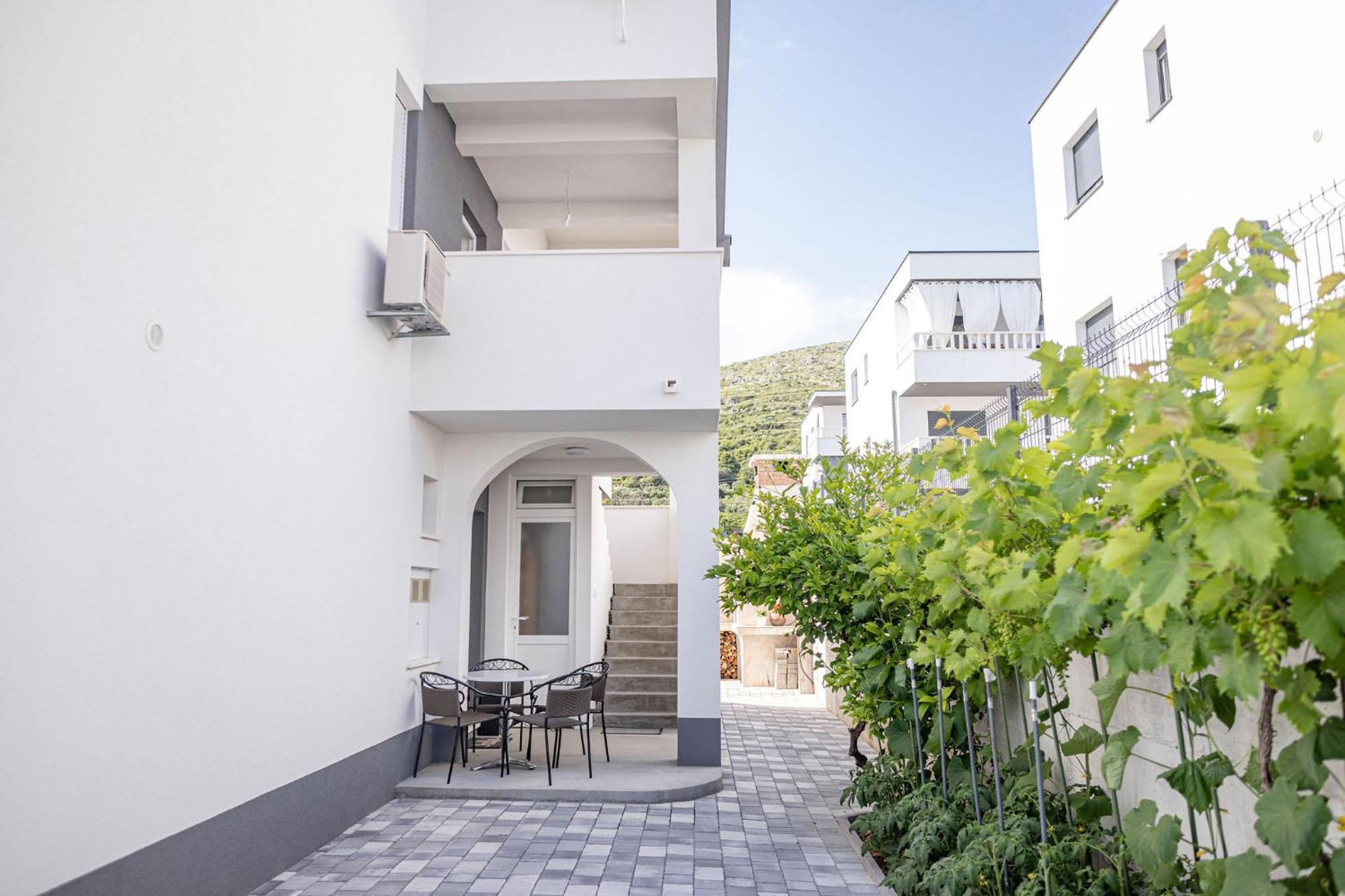 Apartments Veronika Trogir Exterior foto
